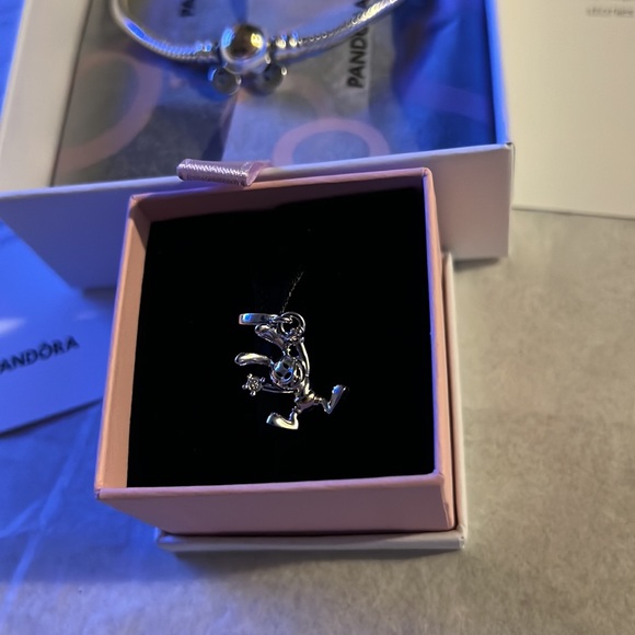 LIMITED EDITION 3pcs Set DISNEY PANDORA 100th Bracelet, Oswald and Mickey Box - Picture 4 of 16